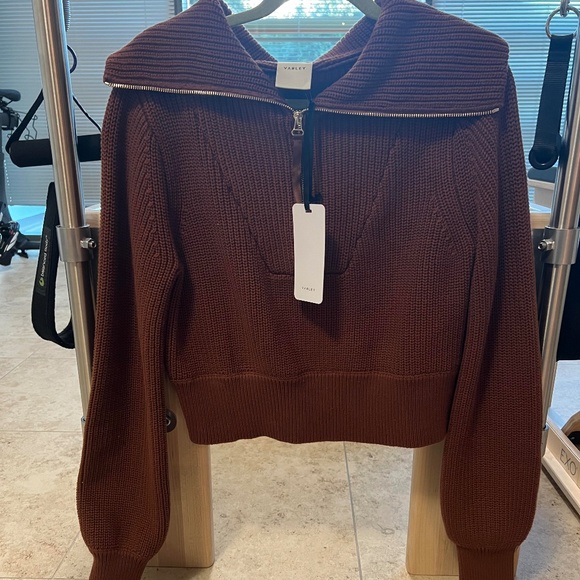 Varley Sweater - Picture 2 of 7